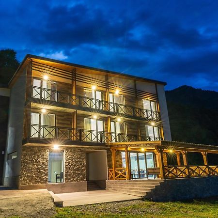 Hotel Latveli Mestia Eksteriør billede